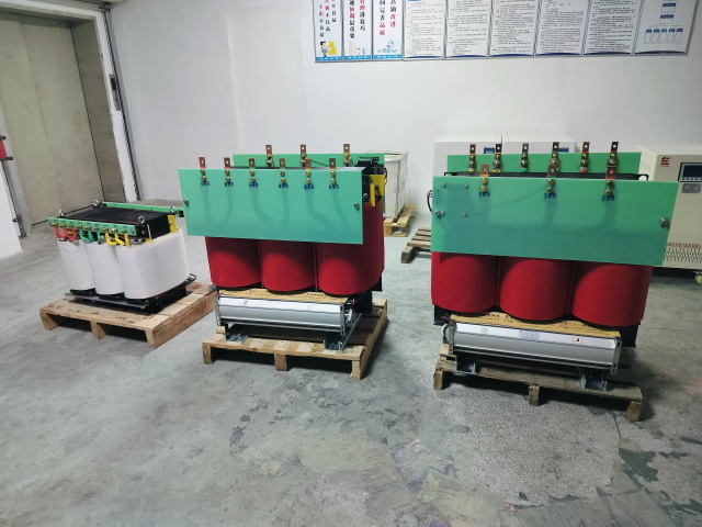 昌吉KS11-1000KVA矿用变压器